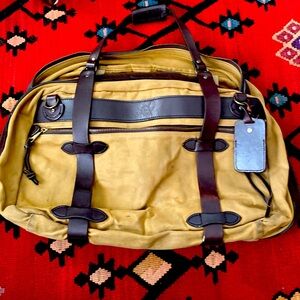 Filson Pullman canvas and leather bag
